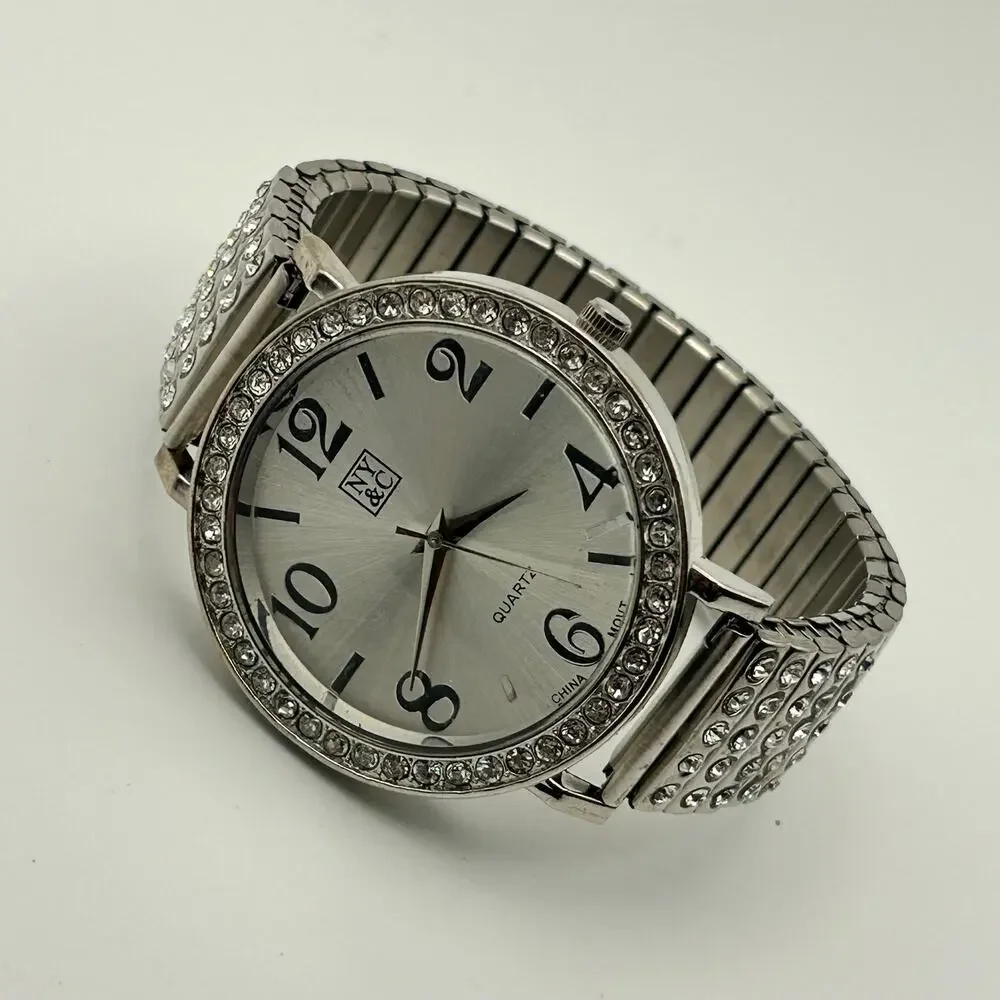 New York & Company discover elegant
